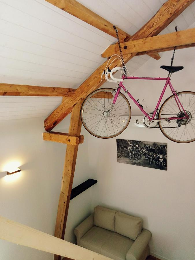Chambres D'Hotes Quatre Mains Saint-Priest-des-Champs Bagian luar foto