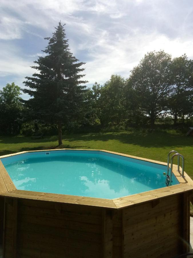 Chambres D'Hotes Quatre Mains Saint-Priest-des-Champs Bagian luar foto